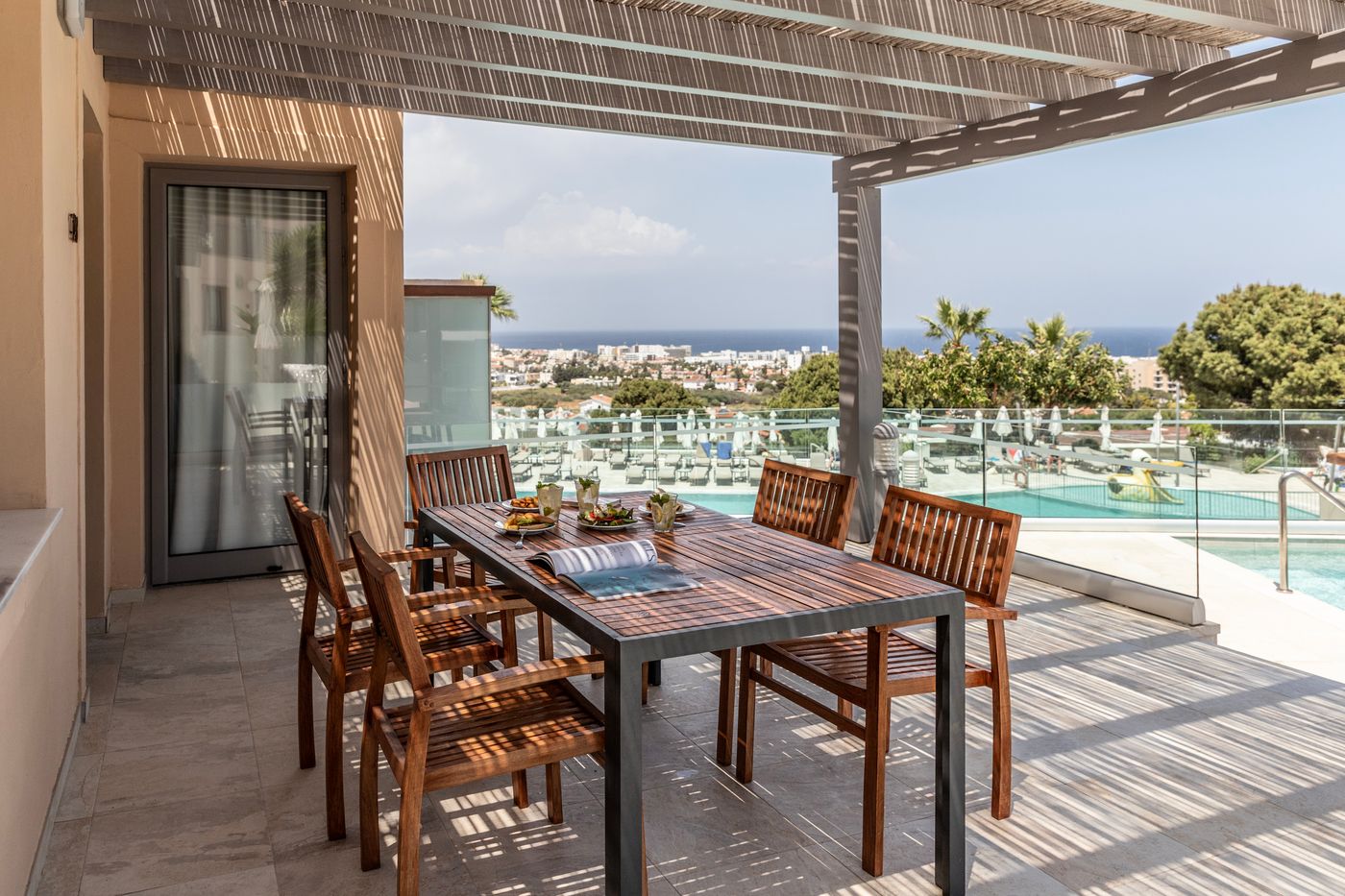 Louis-St-Elias-Resort---Waterpark-Room-88