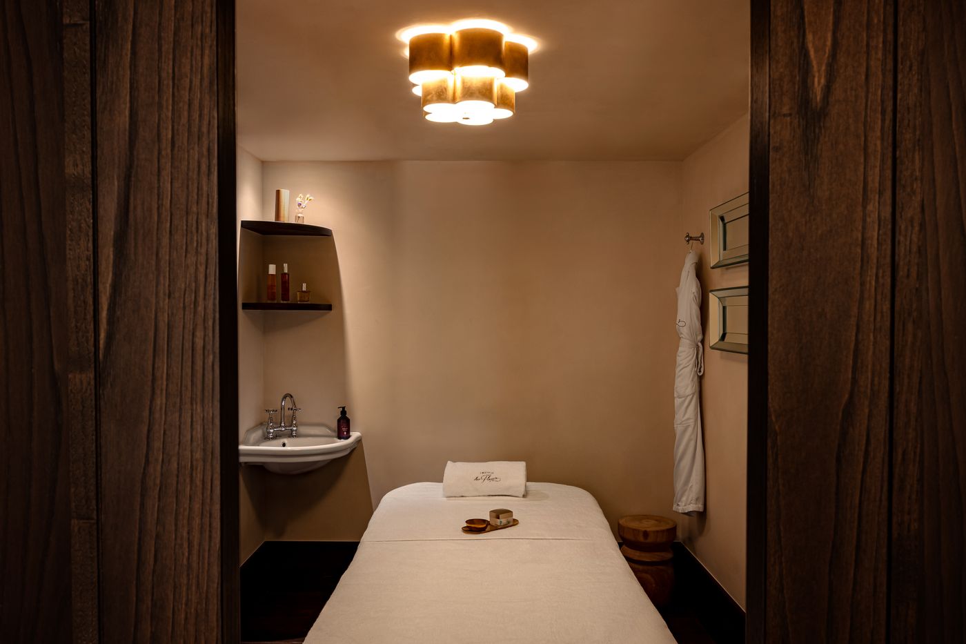 Amarante-Champs-Elysees-Sports-and-Entertainment-27