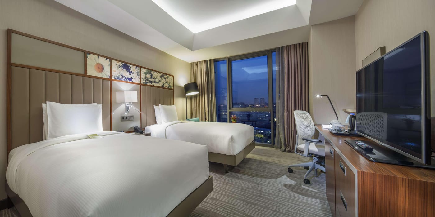 Hilton Garden Inn Istanbul Ataturk Airport-Turkey-Istanbul-Room-8