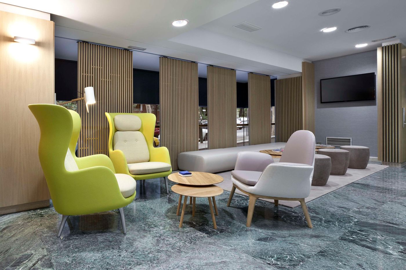 NH-Madrid-Ventas-Lobby-3