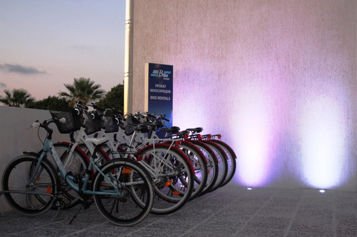 Amphora-Hotel---Suites-Sports-and-Entertainment-9