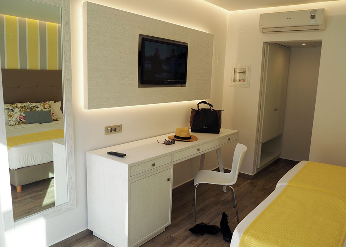 smartline-Kyknos-Beach-Room-47