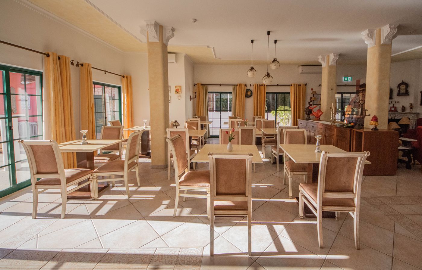 Solar-de-Mos-Restaurant-33