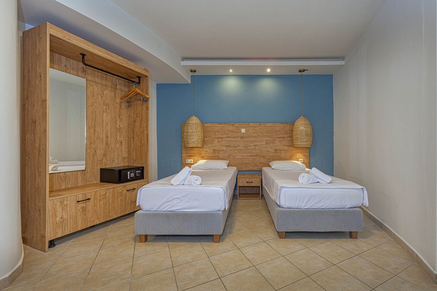 Island Beach - Adults Only