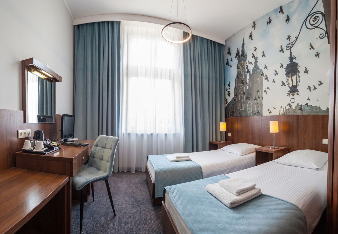 DOWNTOWN-KRAKOW-Room-8