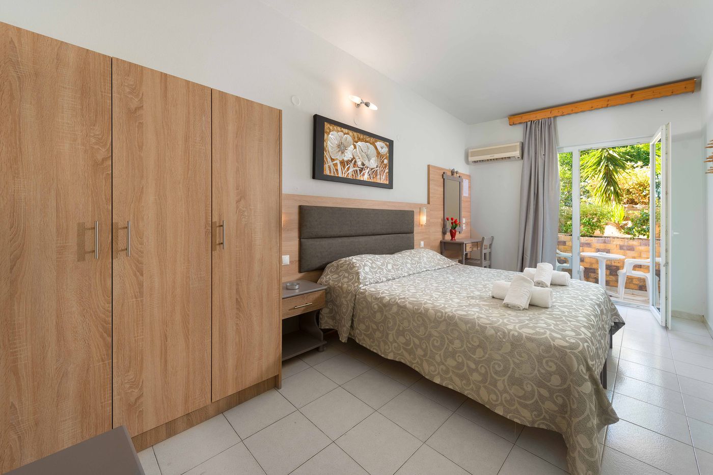 Melody-Studios-Room-26