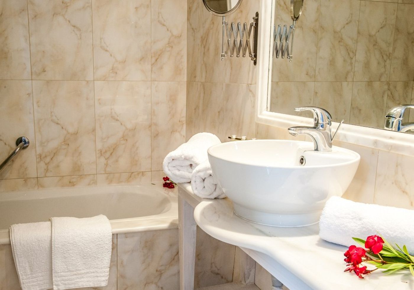 Belvedere-Gerakas-Lux--Suites-Room-17