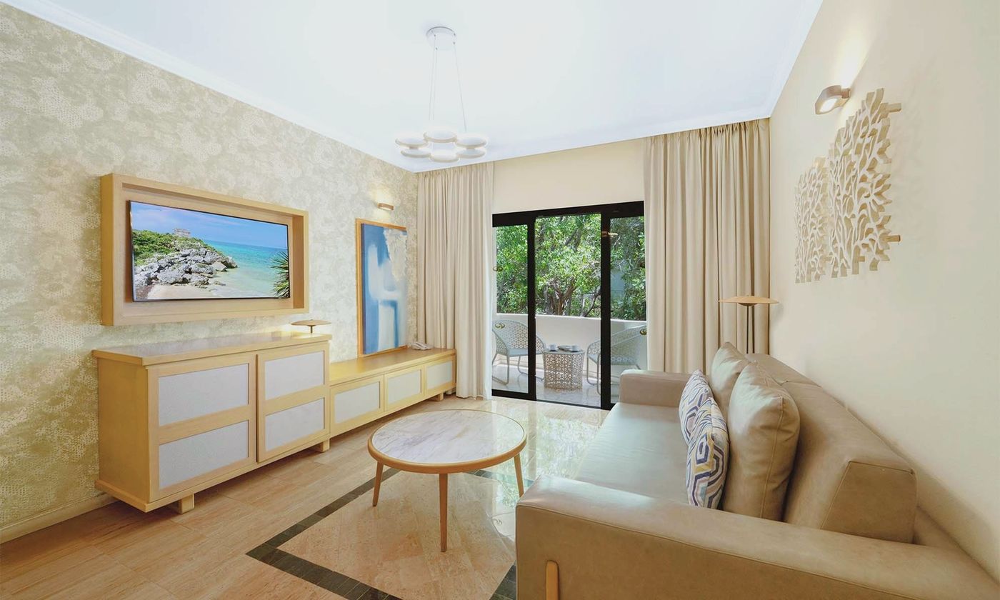 Grand-Palladium-White-Sand-Resort---Spa-All-Incl--Room-32