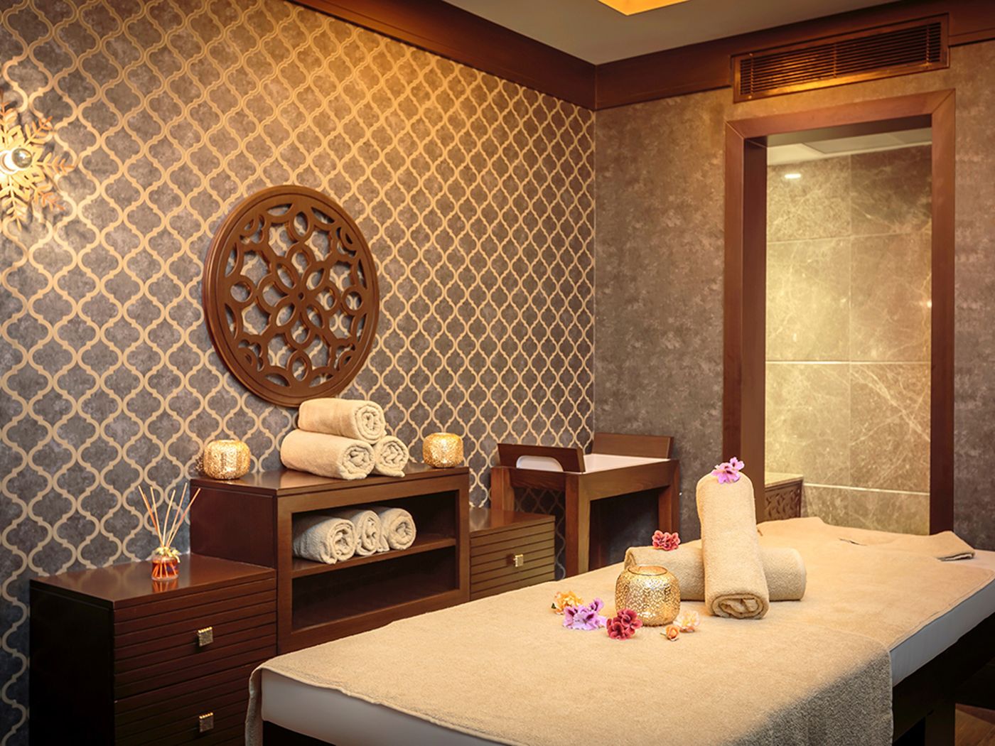 Alva-Donna-World-Palace-Hotel-Sports-and-Entertainment-68