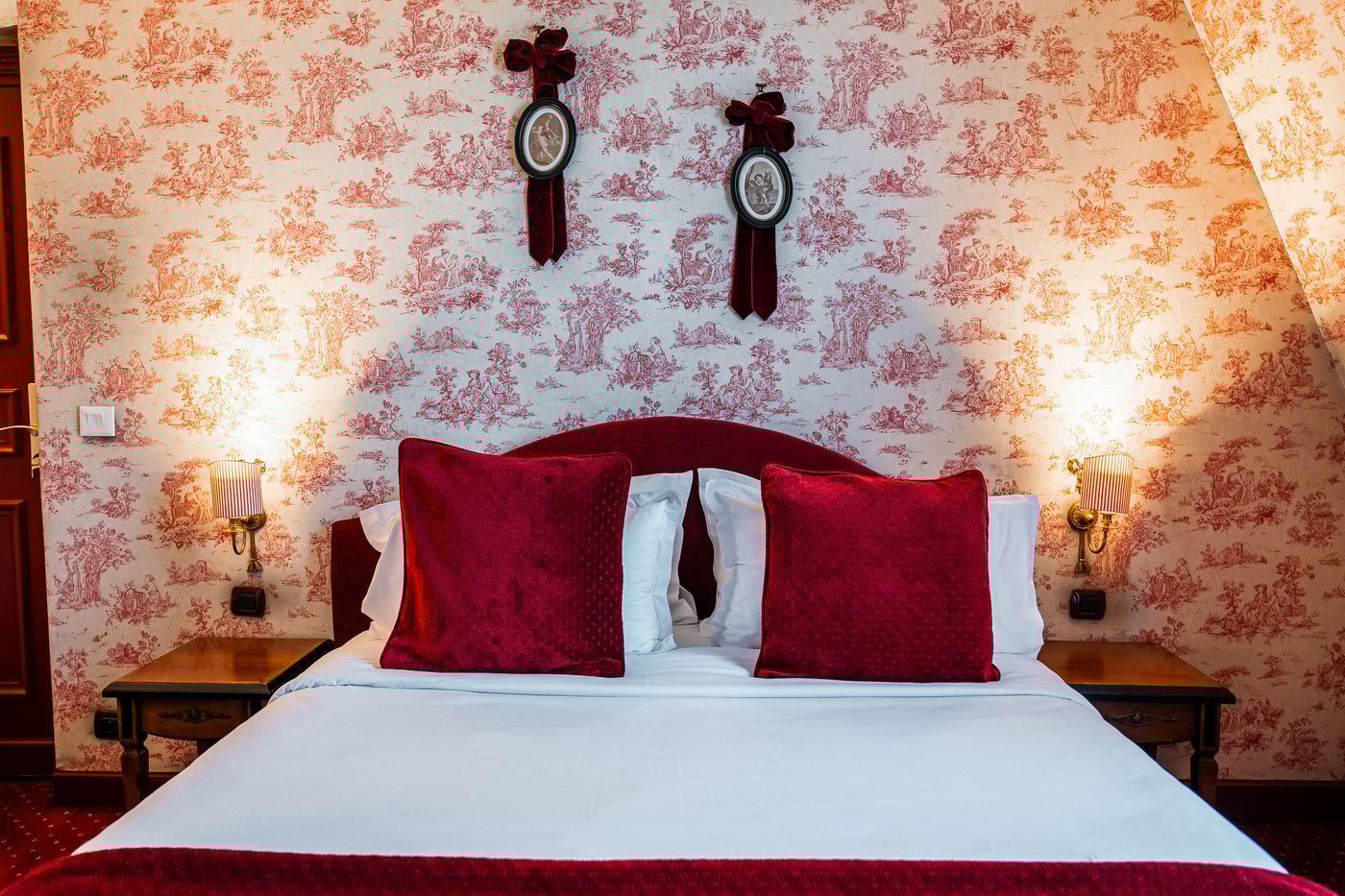 Maison-Eugenie-Room-15