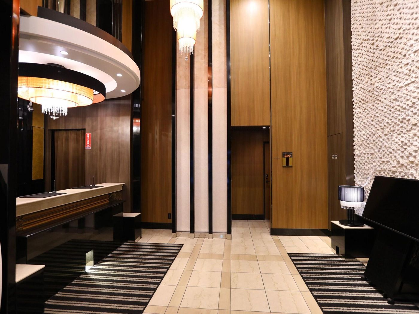 APA Hotel Kanda-Eki-Higashi-Japan-Tokyo-Lobby-8