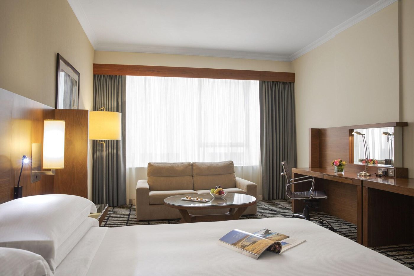 Jumeira-Rotana-Room-14