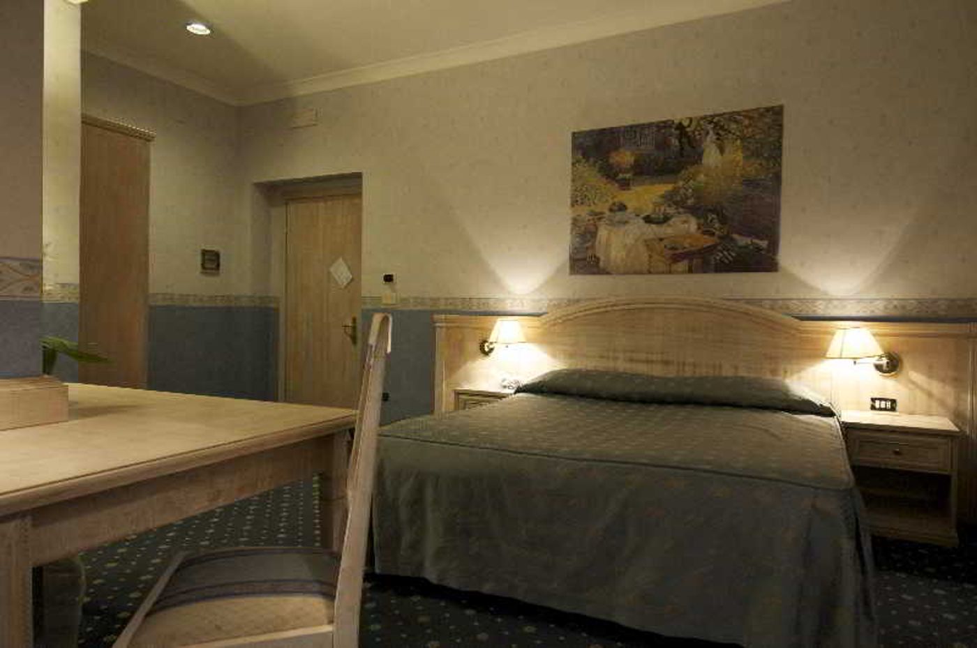 Piccolo Imperiale Guest House-Italy-ROMA-Room-8