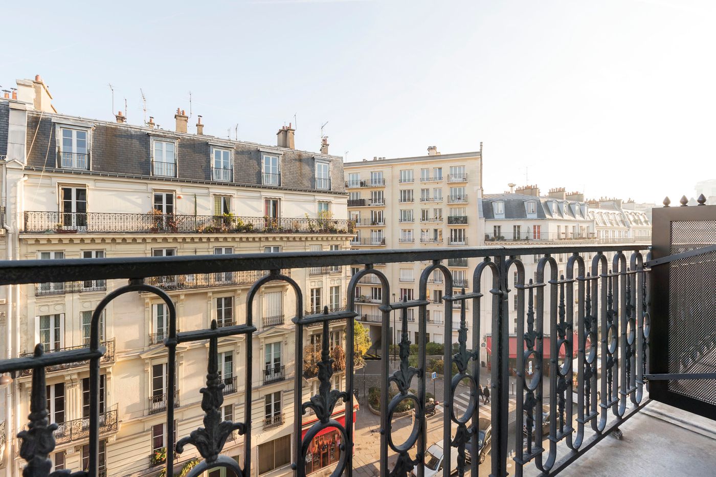 France-Quartier-Latin-General-view-32