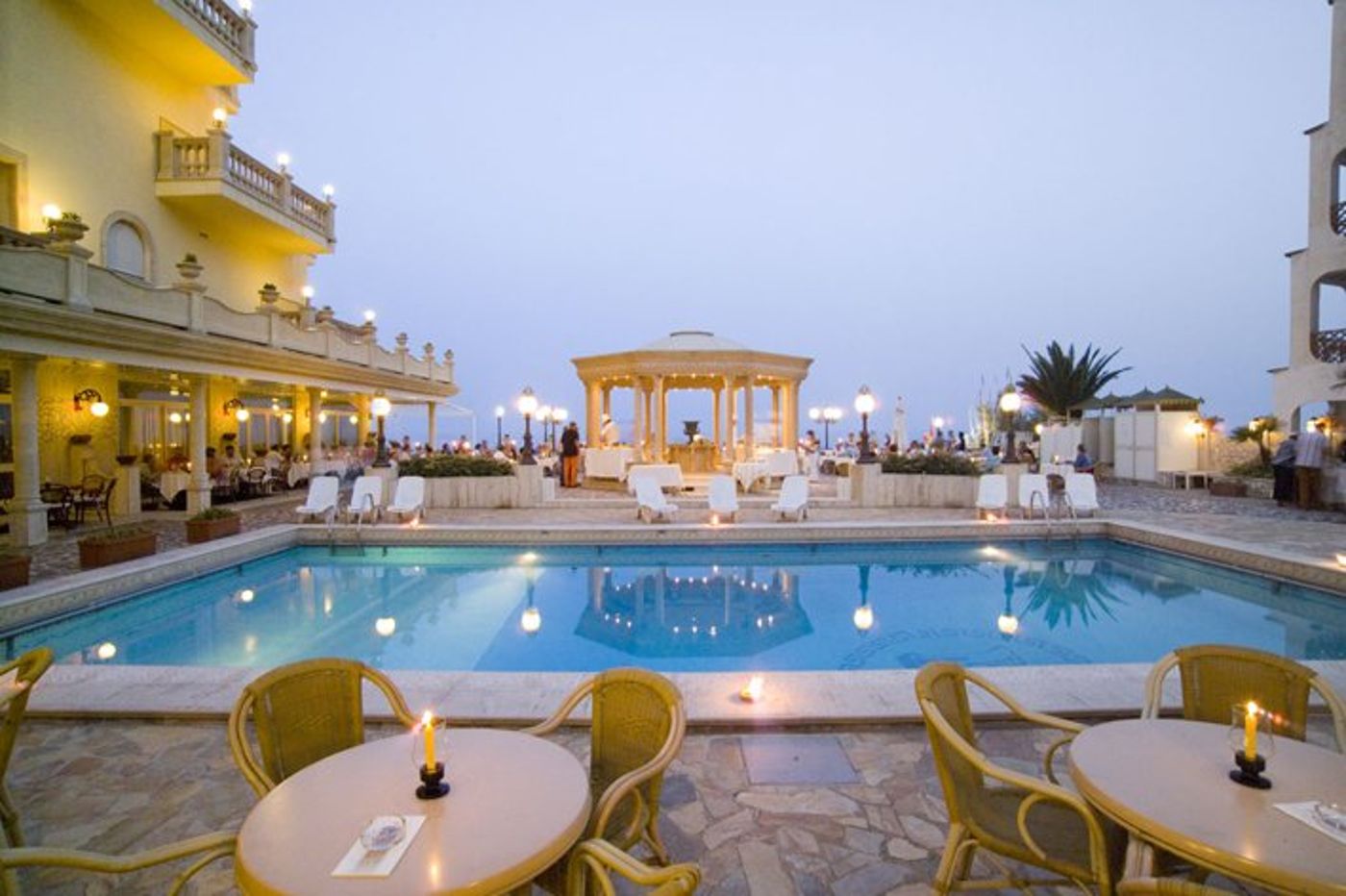 Hellenia-Yachting-Pool-3