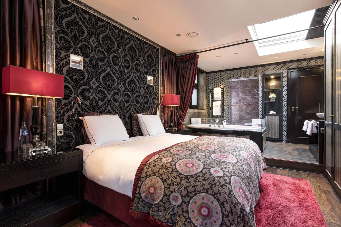 The-Pavilions-Amsterdam--The-Toren-Room-8