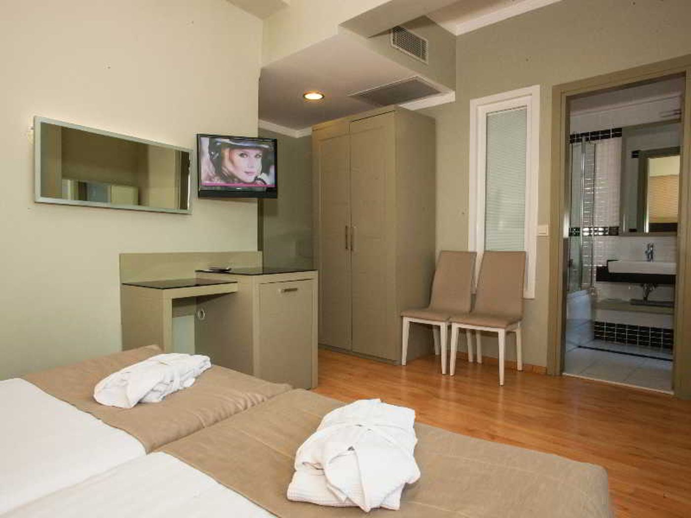 Hotellino-Room-21