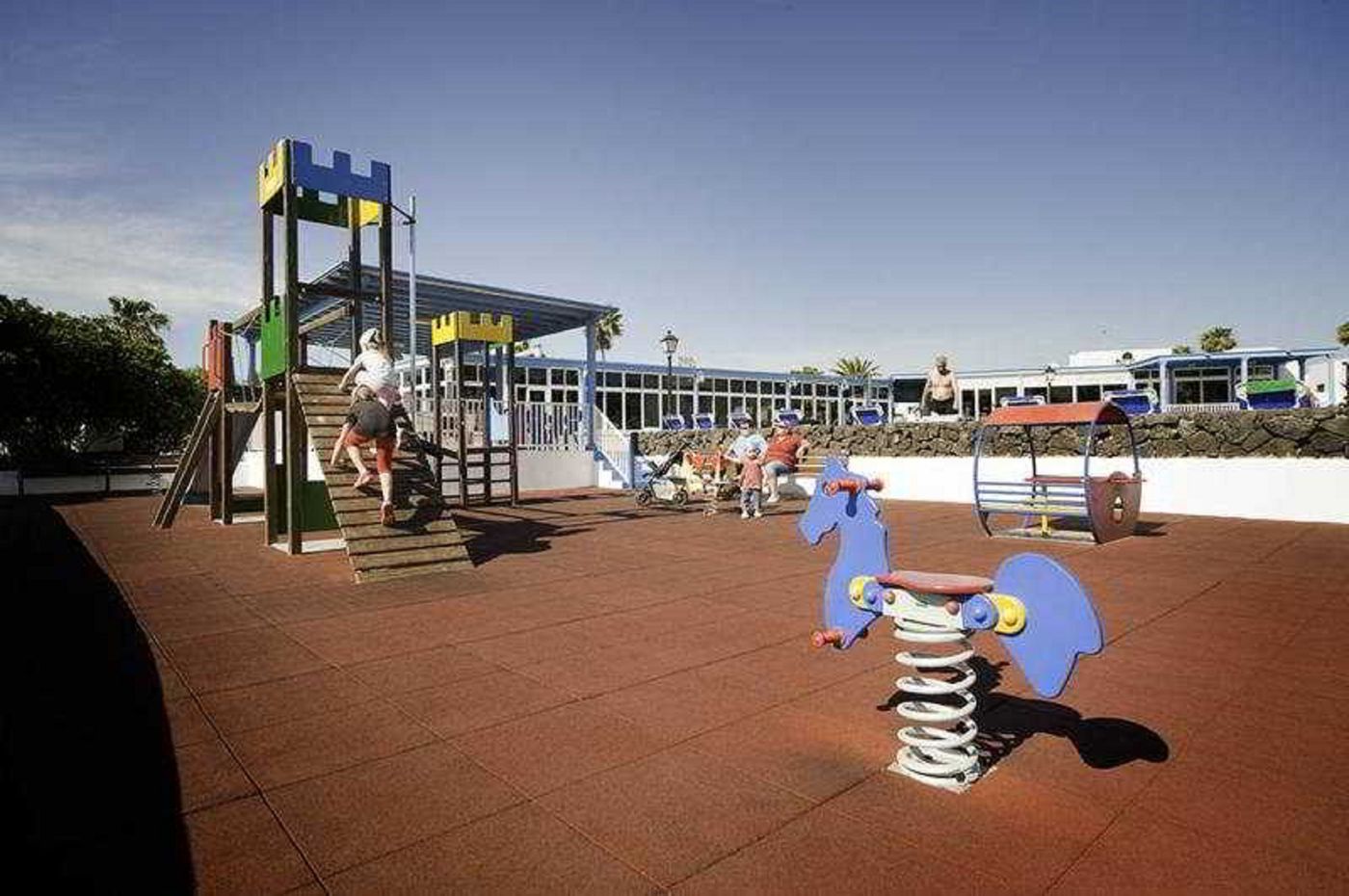 Hyde-Park-Lane-Bungalows-Sports-and-Entertainment-59