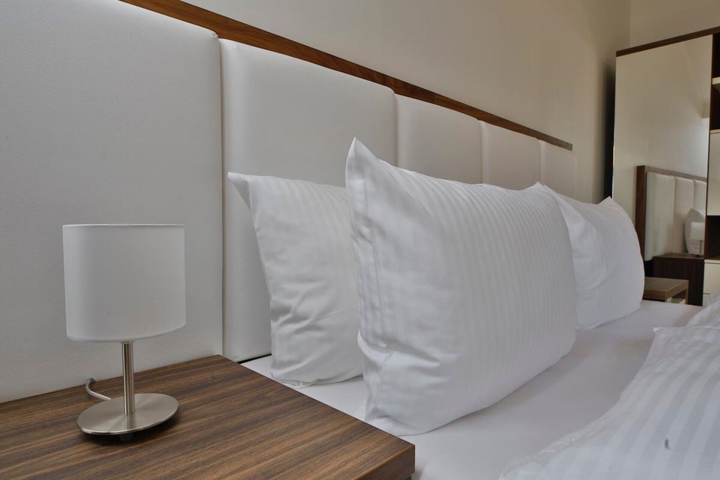 Letna-Garden-Suites-Room-24