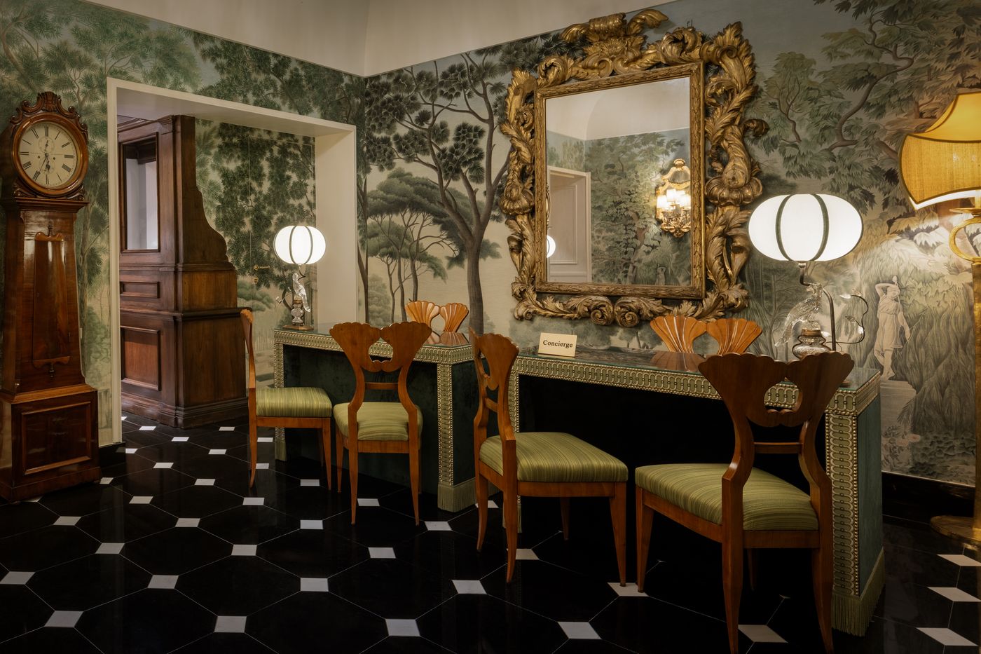 Hotel-D-Inghilterra-Lobby-15