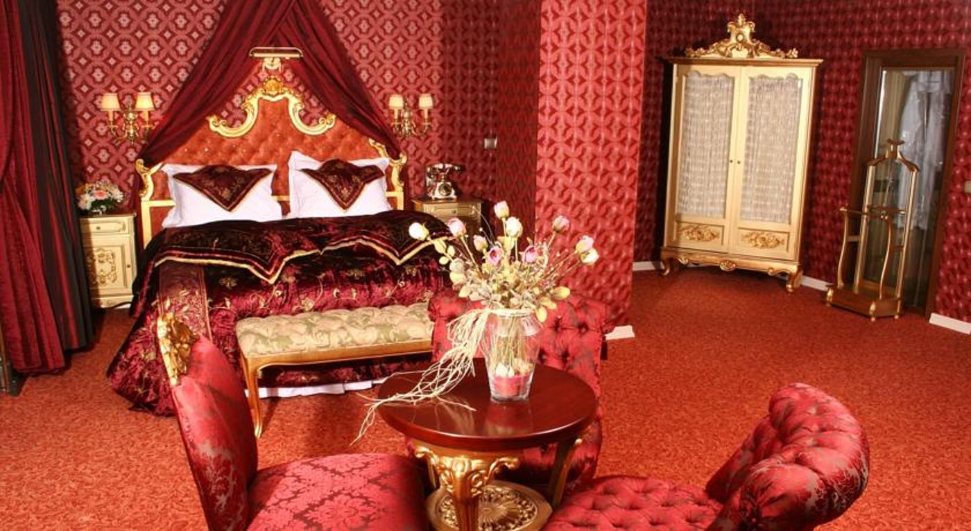 Amisos-Boutique-Hotel-Room-4