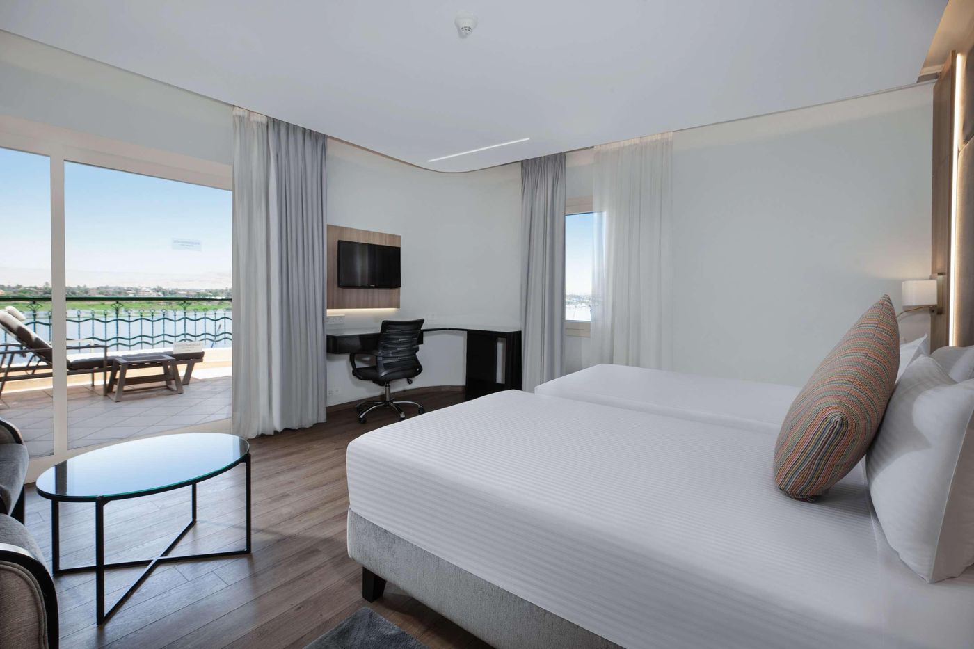 Steigenberger-Nile-Palace-Luxor-Room-44