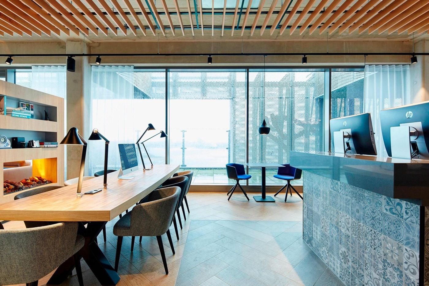 Residence-Inn-Amsterdam-Houthavens-Lobby-13