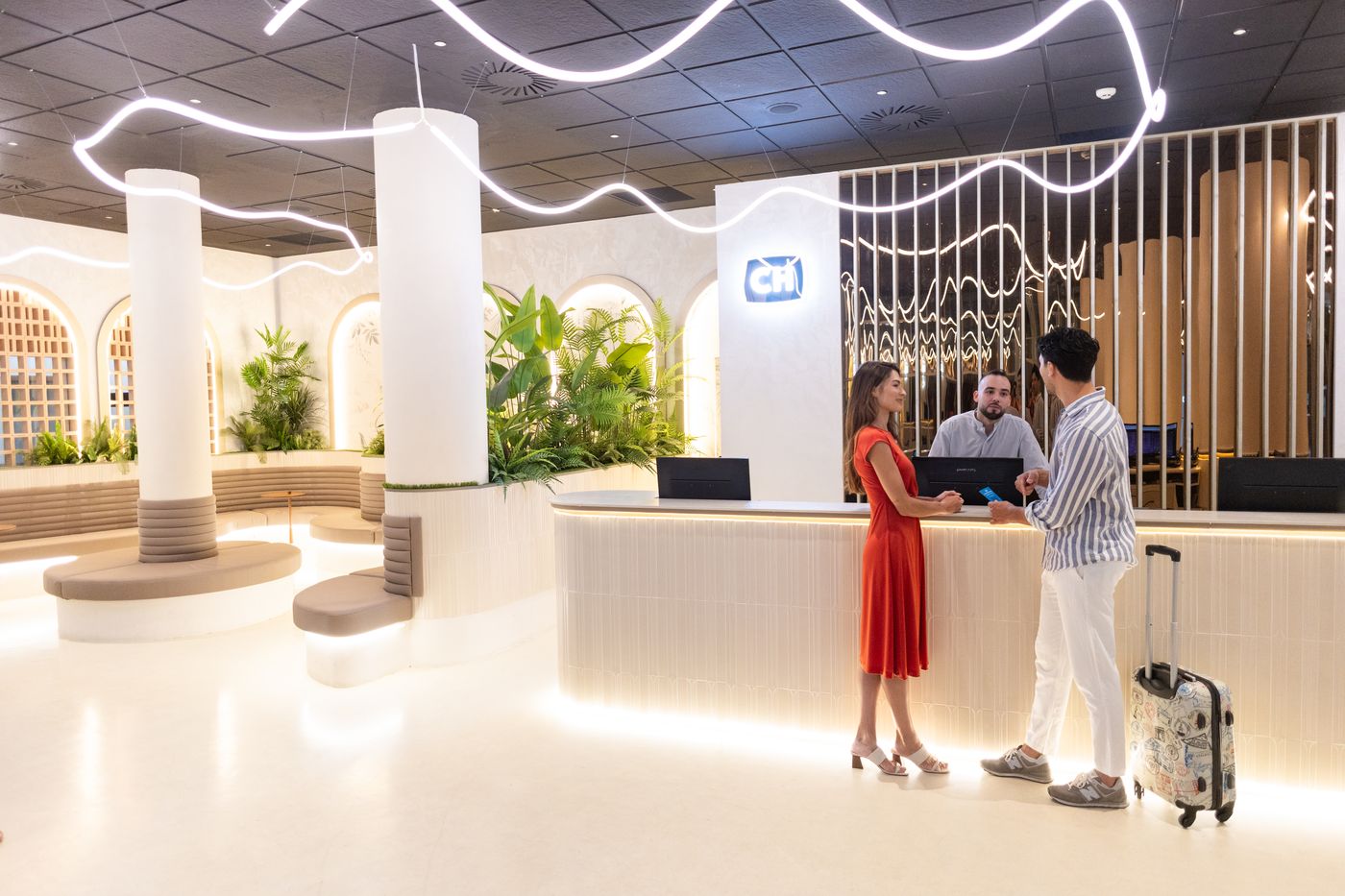 Cullera-Holiday-Lobby-63