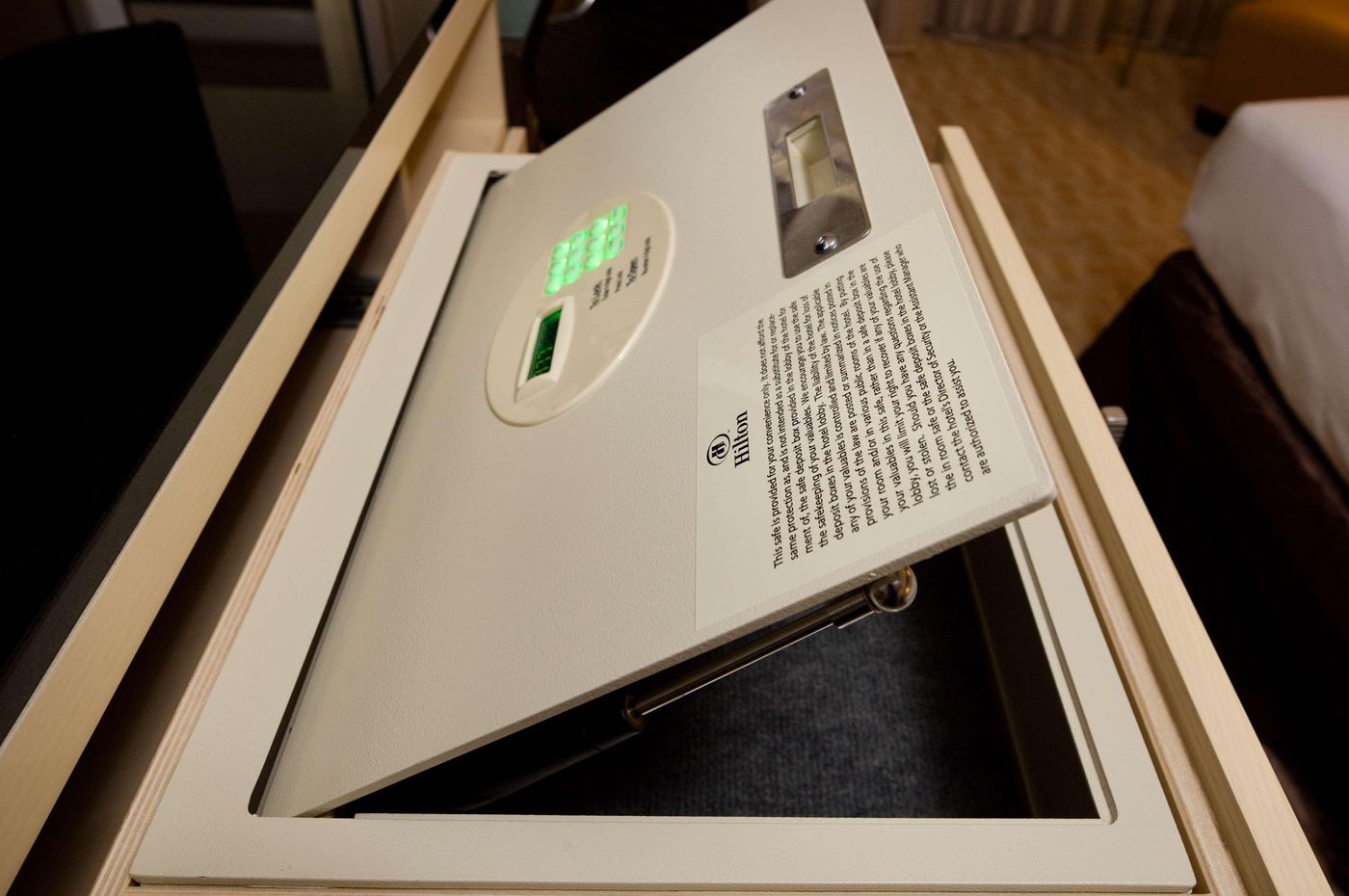 Hilton-Los-Angeles-Airport-Room-52