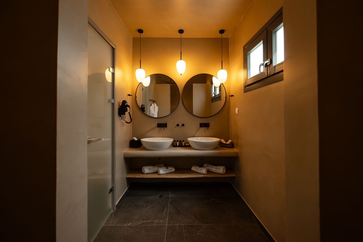 Secret-Path-Luxury-Villas-Room-16