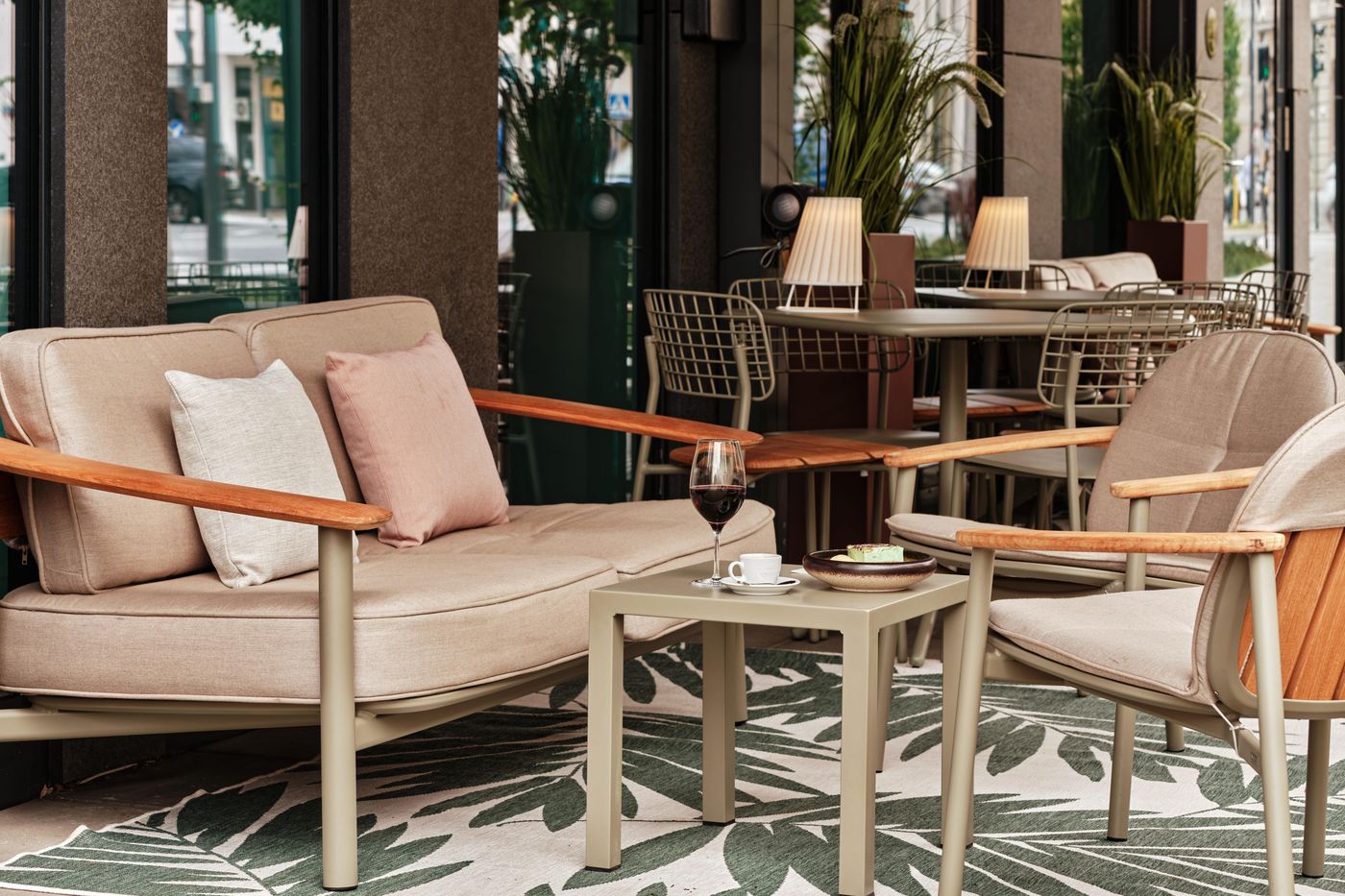 Holiday-Inn-Warsaw-City-Centre-Restaurant-13