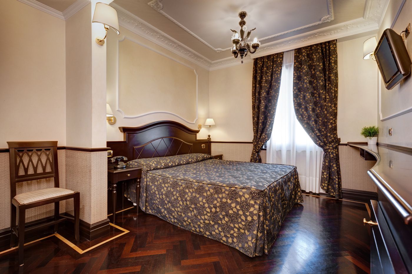 Best Roma-Italy-ROMA-Room-3