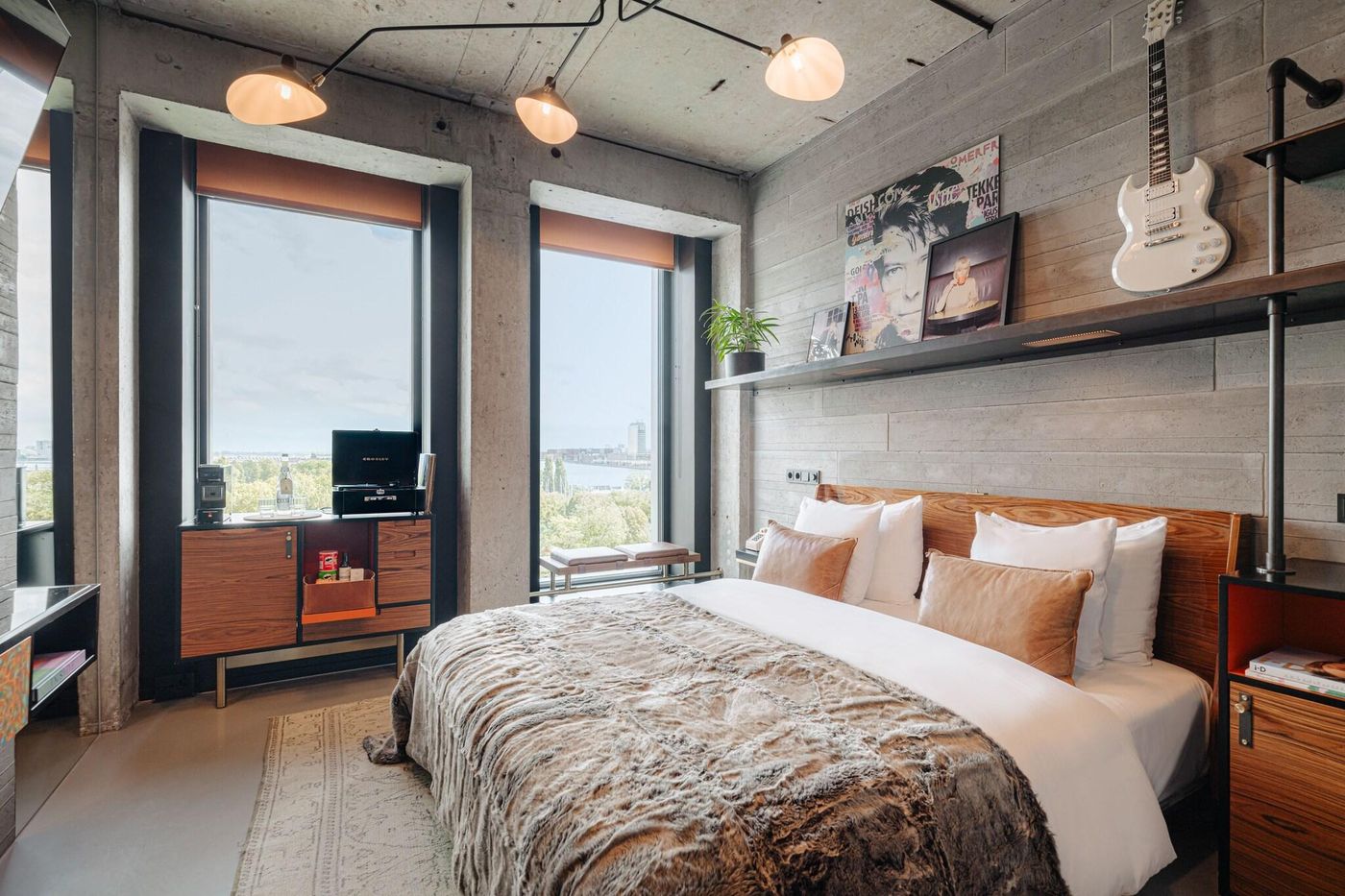 Sir-Adam-Hotel--part-of-Sircle-Collection-Room-29