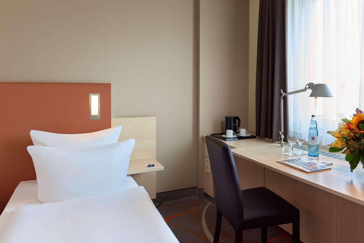 Essential-by-Dorint-Berlin-Adlershof-Room-9