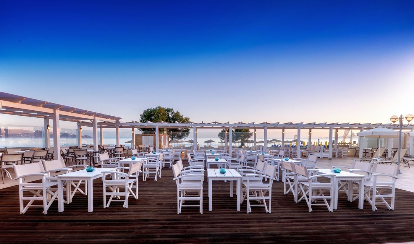 Neptuno-Beach-Terrace-14