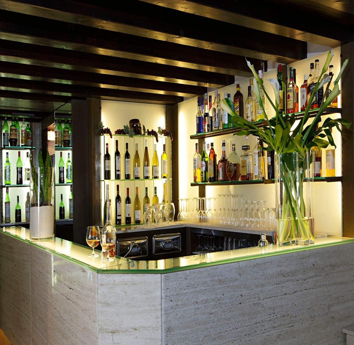 Liassidi-Palace-Bar-9