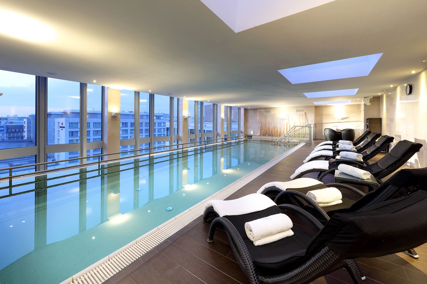 Eurostars-Berlin-Pool-48