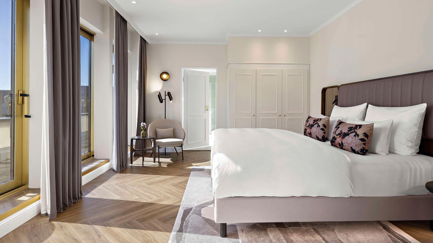 Hotel-Bristol-Berlin-Room-22