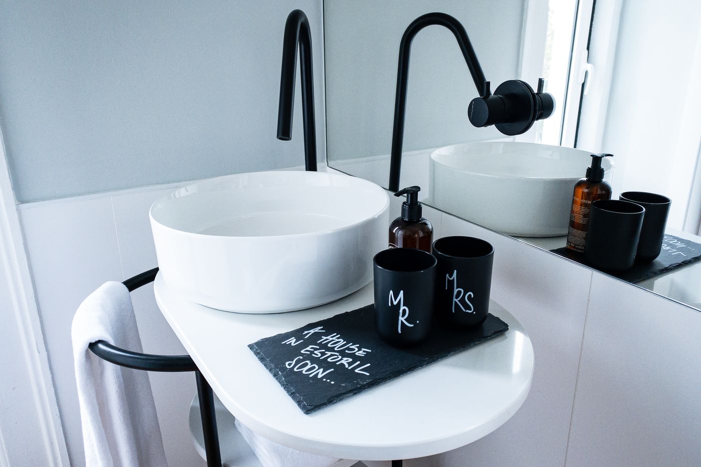 A-House-In-Estoril--Adults-Only--Room-13