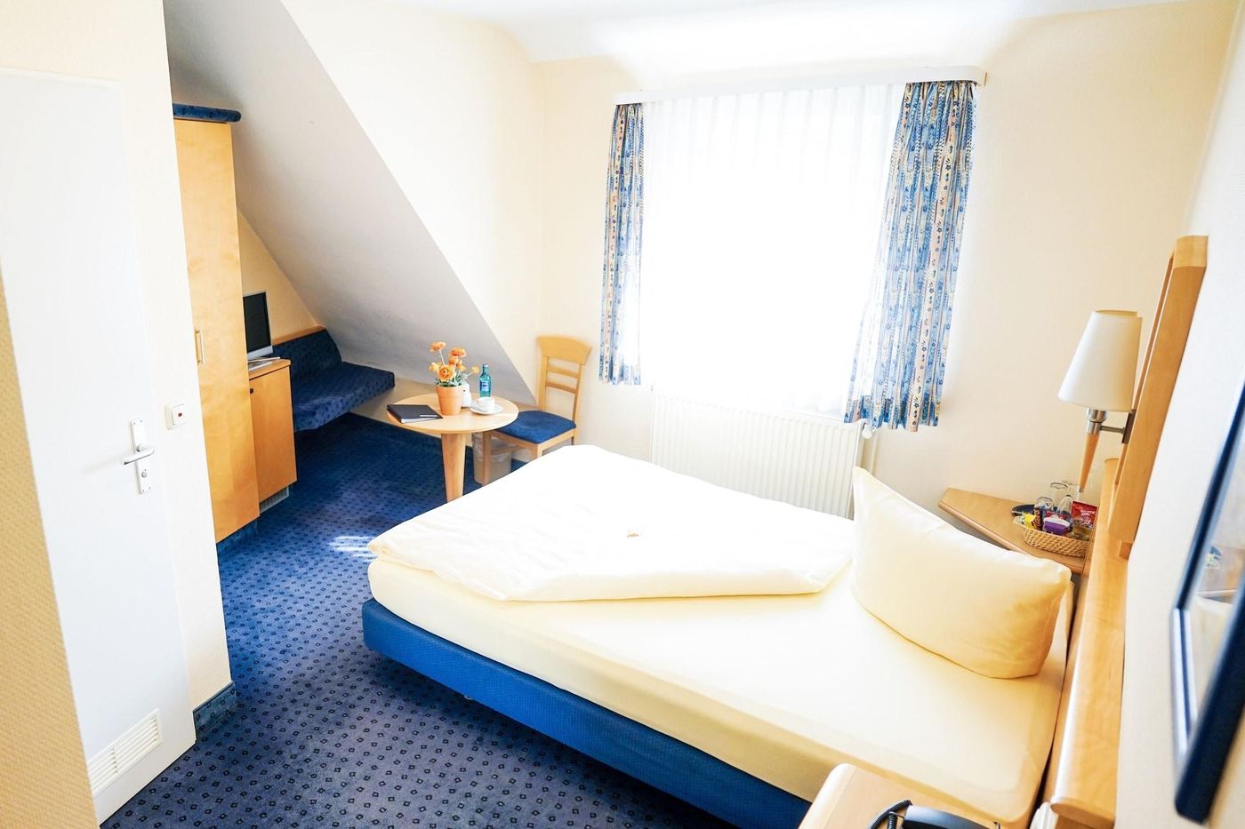 Hotel Sauer Garni - Germany - NEU-ISENBURG - Room - 5