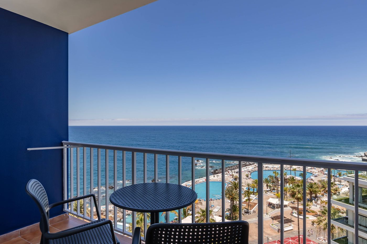 Catalonia-las-Vegas-Room-56