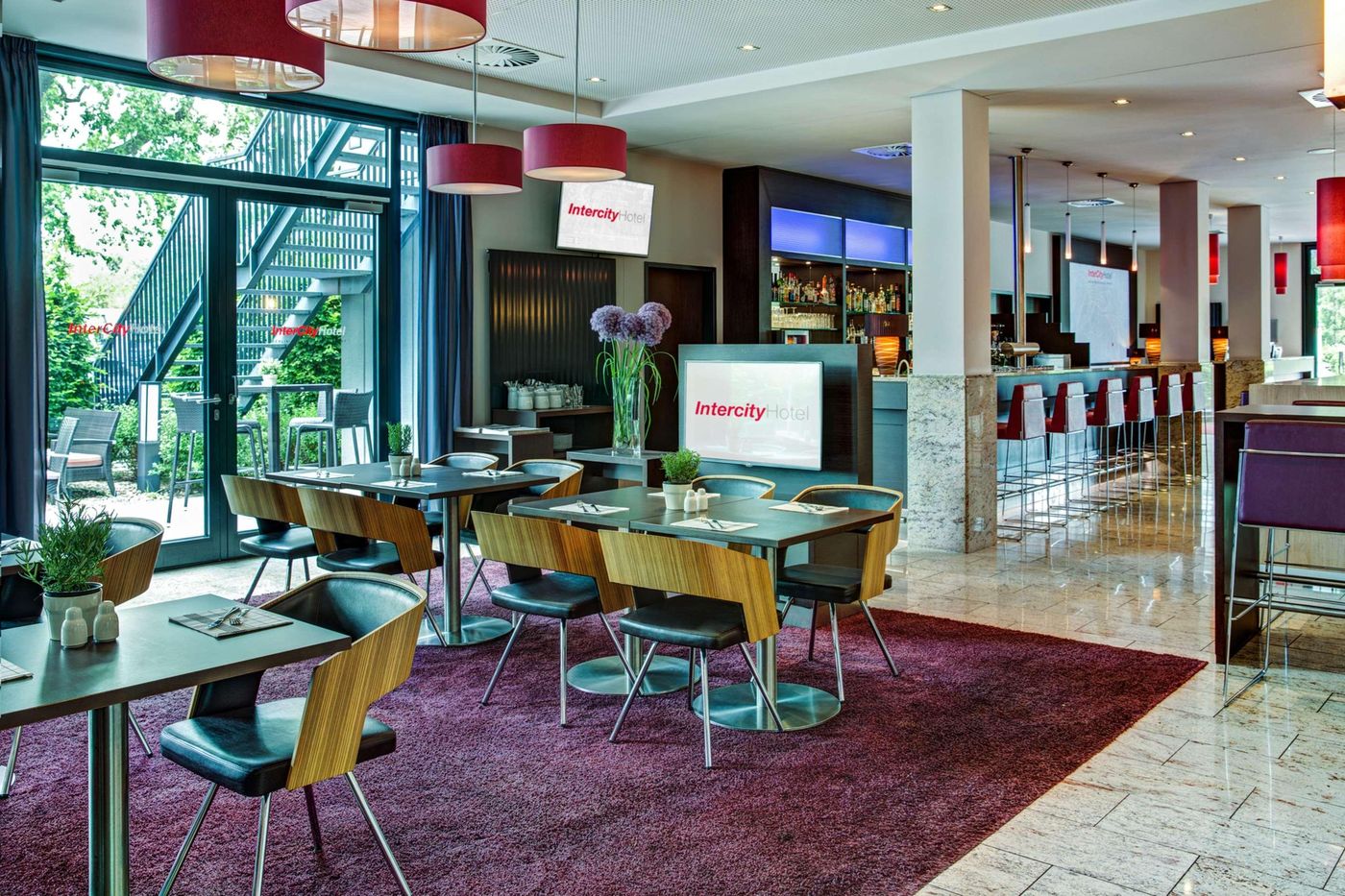 IntercityHotel Berlin Airport Area North-Germany-SCHÖNEFELD-Restaurant-10