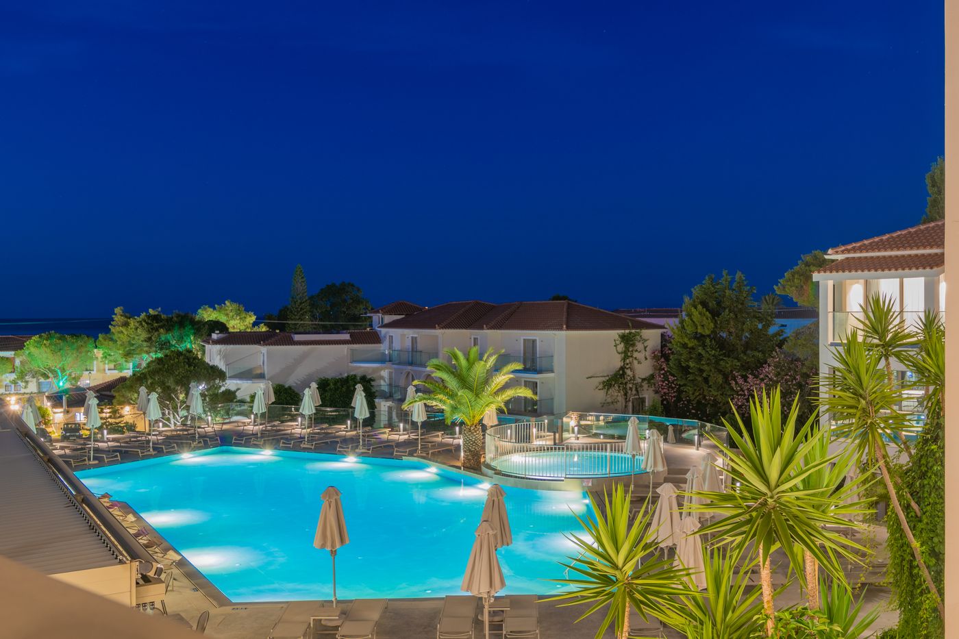 Katerina-Palace-Hotel-Pool-3