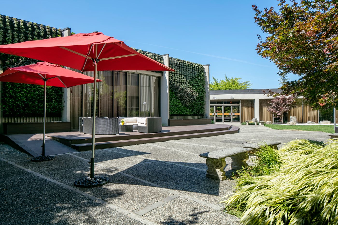 Radisson-Blu-Vancouver-Airport-General-view-4