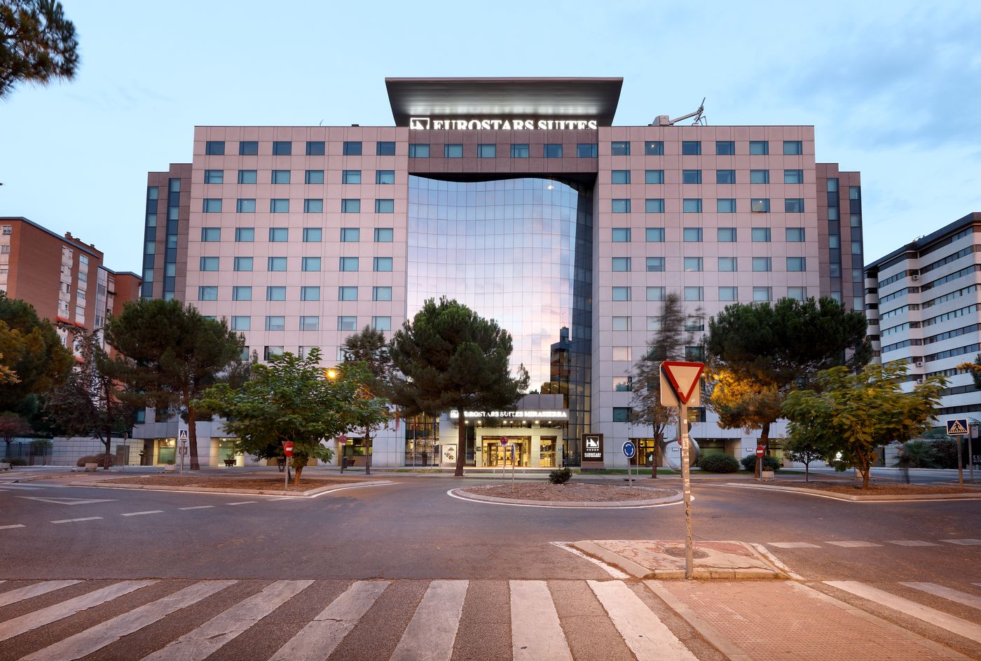 Eurostars-Madrid-Mirasierra-Suites-General-view-1