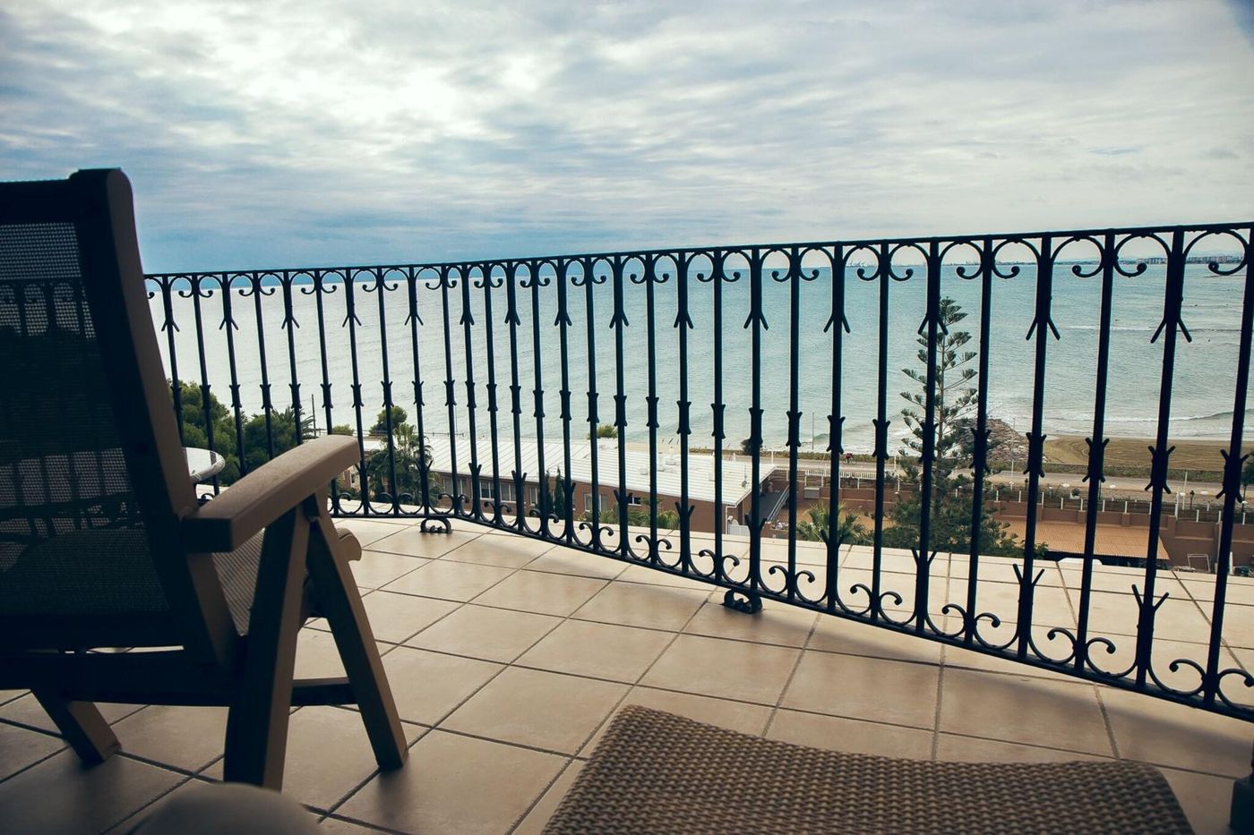 Termas-Marinas-el-Palasiet-Terrace-52