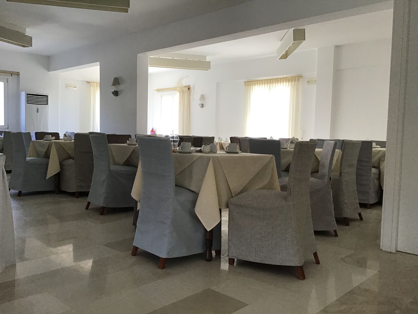 Thera-Mare-Restaurant-27