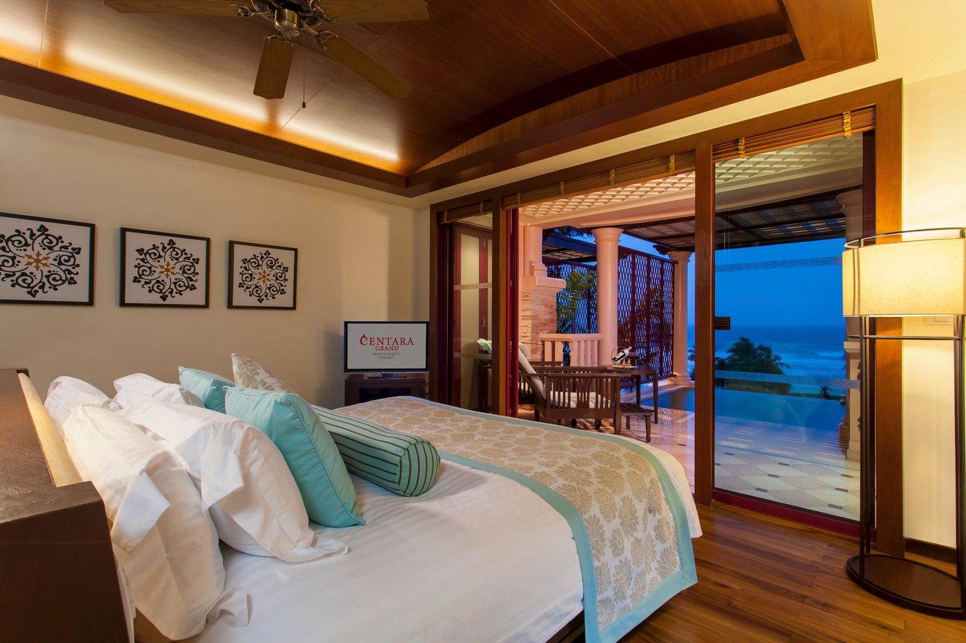 Centara-Grand-Beach-Resort-Phuket-Room-28