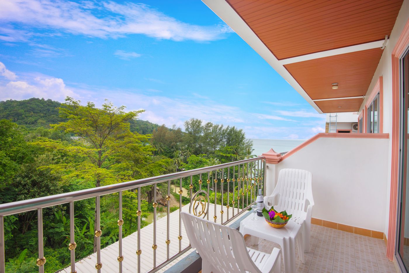 Tri-Trang-Beach-Resort-Room-43