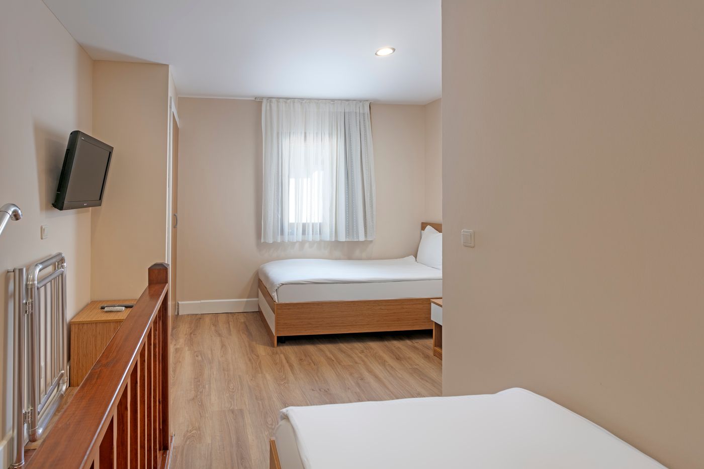 Alva-Donna-World-Palace-Hotel-Room-38